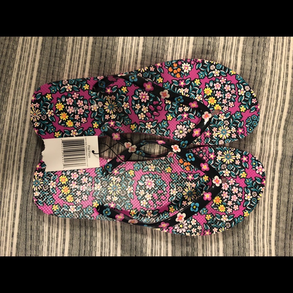 Vera Bradley flip flops